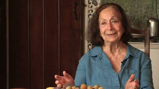 Claudia Roden - 'The cook only brings the food, doesn't say anything' (134/155)