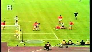 WEST GERMANY vs NETHERLANDS 1974 p3