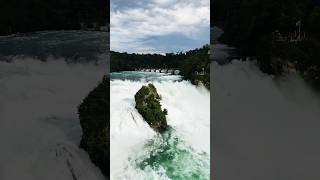 Flying drone over beggist waterfall in Europe 🇨🇭