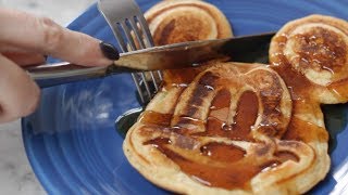 How to Make Mickey Waffles in 1 Minute