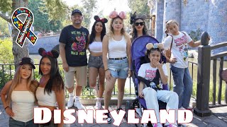 Autistic nonverbal teen Two days at Disneyland with the family! **Autism life with Ashy**