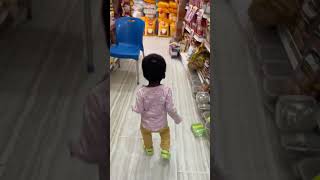 POV: you take your Toddler grocery shopping and she does this😂 #youtubemadeforyou