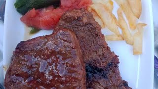 Des tranches de viande sur barbecue على  اللحم مشوي على الفحم بنة ولا أروع الطريقة الأمريكية