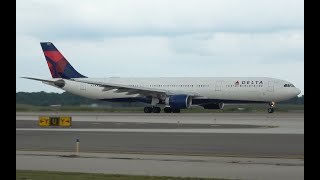 Delta A330-300 take off, DTW with@KasperAviation