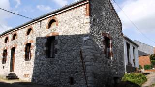 Erquelinnes  -  Ferme de l'ancien château et abords