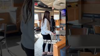 This girl surprised her long-distance boyfriend at a restaurant ❤️