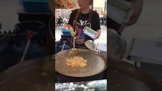 Luang Prabang, Pad Thai, Pattaya