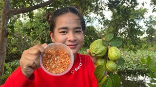 Eat Guava Fruit with Chili Salt