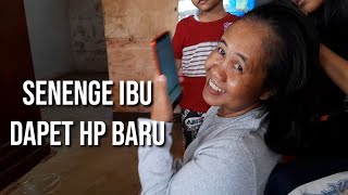 Reaction Job Belikan Hp Baru ke Ibu