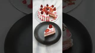 #shortsvideo #Strawberry Cake #cakes #Flavourishfood