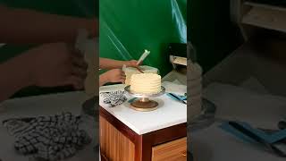 Perfect Buttercream Frosting Cake Decoration #shorts #vi#videoviral #fypage #fyp