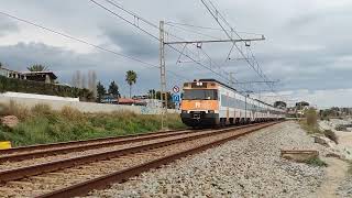 447 doble PMR de Rodalies a su paso por Mataró destino Hospitalet de Llobregat.