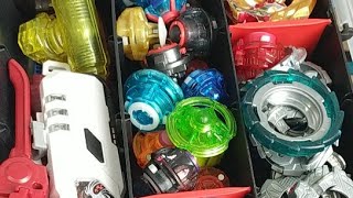 Играем в Бейблэйд Бёрст / Сравнение силовых дисков 0 - 00 - 10 / Beyblade Burst Battle