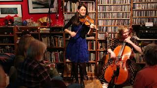 16 Atholl Brose - Jocelyn Pettit and Ellen Gira house concert 1/21/24