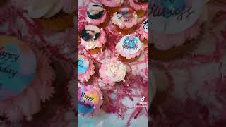 How To Make Custom Cupcakes