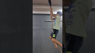 Hanging #yoga #dance #21dayschallenge #yogapractice #75dayschallenge #motivation #trending #viral