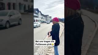 Bei uns tragen die Politessen pink😂 #politesse #spass #lustig #fun #shorts #viral #polizei  #funny