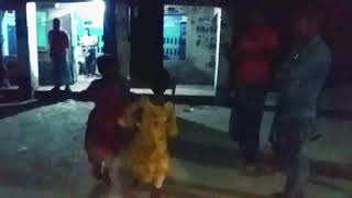 Cute and funny dance, Have you ever seen such dance? এমন নাচ দেখেছেন কখনো? গ্রামের মেয়ের অস্থির নাচ