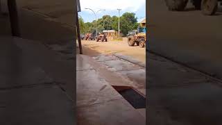 Tractorazo en Andresito en reclamo de un aumento del precio de la yerba mate