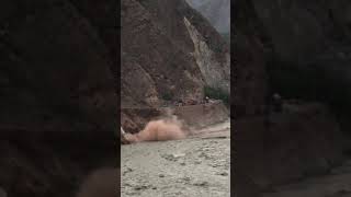 Floating AT CHITRAL ROAD #viralvideo #news #floating #shorts