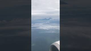 Dibalik awan #youtubeshorts #shortvideo #shorts #flight #sky #views #moments