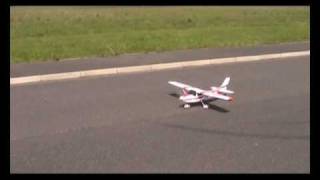 J-Power Cessna 182 Take off and Landing Practice.