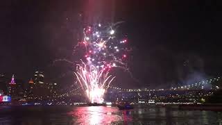 Independence day 4th of July fireworks #macys #brooklyn #fireworks #independenceday #usa #america