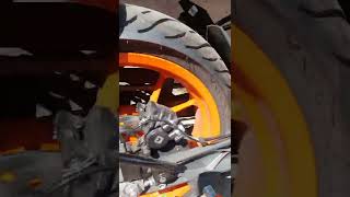 @maverickdrifter69 KTM #Duke 200 2022 September model comparison review with old 2012 model Duke200