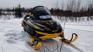 Fun Day Rippin my Dad's 1999 MACH Z 800 TRIPLE L.T