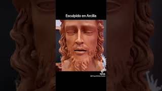 Cristo Esculpido en Arcilla