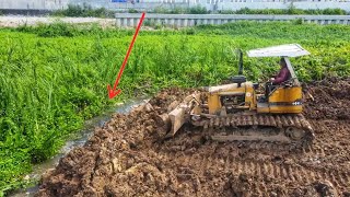 Ep7.Next Level Mighty Powerful Bulldozer D31P Push Soil Drit in Water To Build Road &Truck Unloading