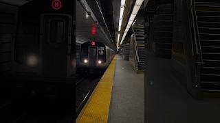 R160 M Train At 86th St On The Q Line