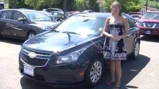 Virtual Video Walk Around of a 2011 Chevrolet Cruze at Michaels Chevrolet p2625