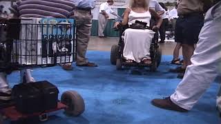 crutchman para shopping ( paraplegic women shopping, wheelchair transfer)