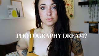 Following the full time PHOTOGRAPHY DREAM isn't what it seems