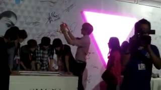 【FANCAM】120812 EXO S.M.ART EXHIBITION 3