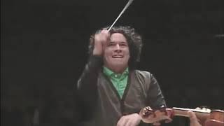 Gustavo DUDAMEL & The Caracas National Arkestra