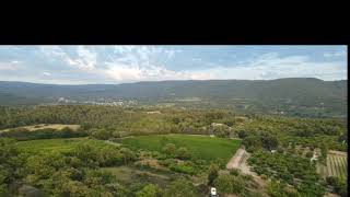 Au pied du Mont Ventoux