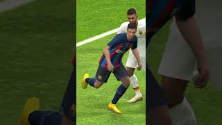 Robert Lewandowski at Barcelona | eFootball Moments