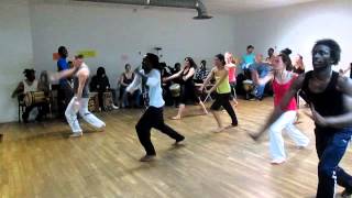 Nouveau Cours de Danse Africaine avec Oumar Ouattara au Centre Momboye ( 13 / 03 / 2013 )