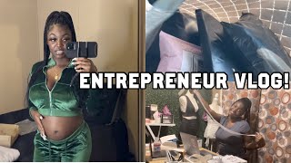 ENTREPRENEUR VLOG! | TAKING PRODUCT PICS, PACKING ORDERS, & POST OFFICE RUN! | SIMPLY CINN