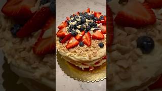 AŞIRI LEZZETLİ ÇİLEK VE BEYAZ ÇİKOLATALI YAŞ PASTA! 🍰 WHITE CHOCOLATE BERRY BİRTHDAY CAKE! 🍰