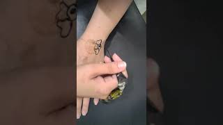 Simple mehandi design for hand