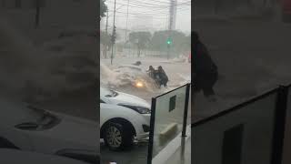 GOIÂNIA DIA 30/01/2023 AV. T-9. UMA CENA REPETIDA HÁ VÁRIOS ANOS. NENHUMA AUTORIDADE RESOLVE.