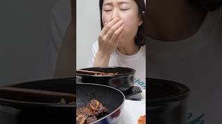 얼큰한 육개장에 LA갈비 뜯기☆뜨거움은 견뎌야쥬..!!😂