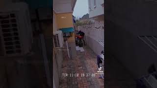 Video: Man Caught In The Act Siphoning Gas From Neighbour's Cylinder