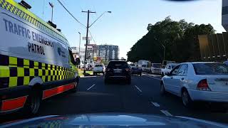 RMS traffic emergency patrol runs a red light, Wolli Creek. Number plate CH96SJ