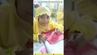 Kegiatan Seni Budaya (kolase)                        Kelas 1 Umar Bin Khattab