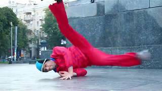 Kharkov, a bit of street parkour and braekdance