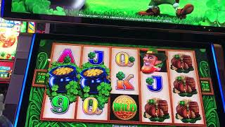 Slot Machine Big Hits/Bonus Play Action